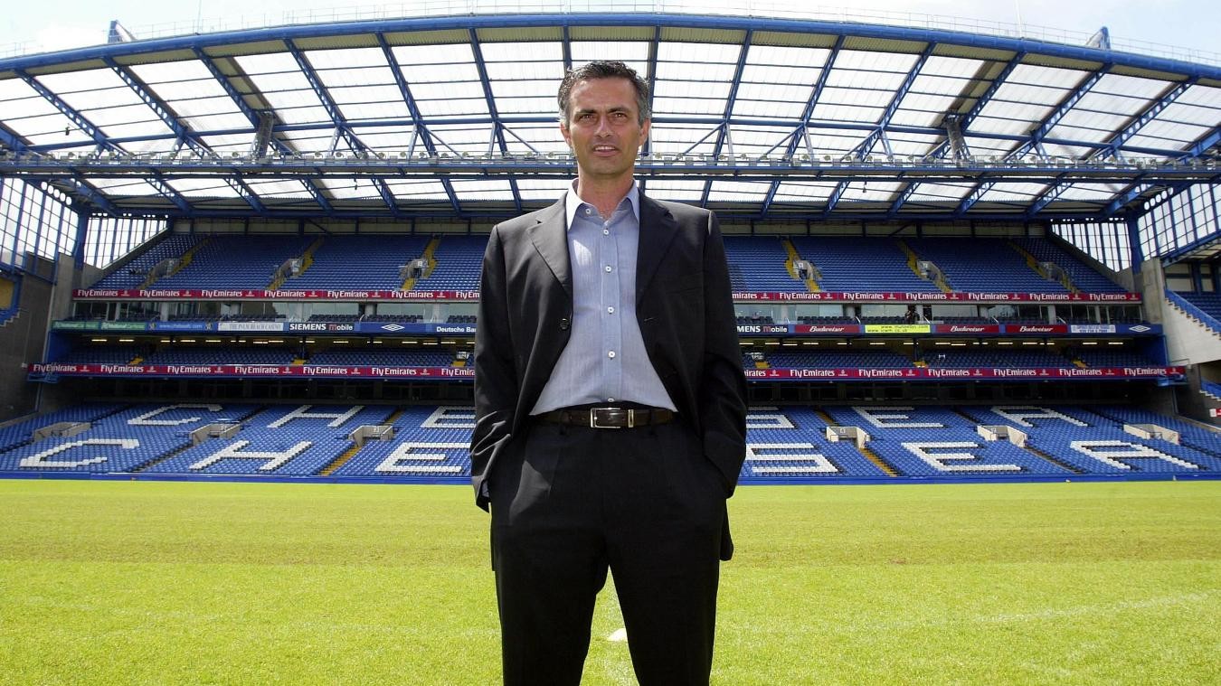 Những gì Mourinho từng làm với Chelsea, Solskjaer cũng đang làm với Man Utd - Bóng Đá