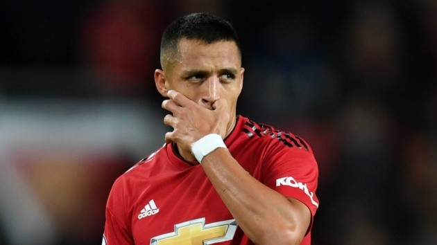 How Alexis Sanchez went from Arsenal talisman to Manchester United flop - Bóng Đá
