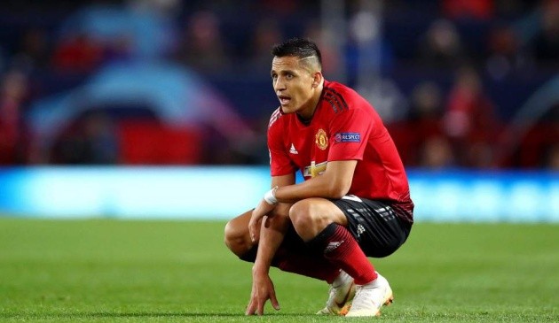 Tết lộ lý do Sanchez chỉ chơi 17 phút ở trận derby Manchester - Bóng Đá