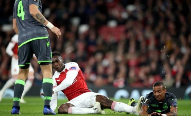 guendouzi quẫn trí khi welbeck chấn thương - Bóng Đá