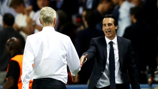 Cech chỉ ra sự khác biệt giữa Emery và Wenger - Bóng Đá