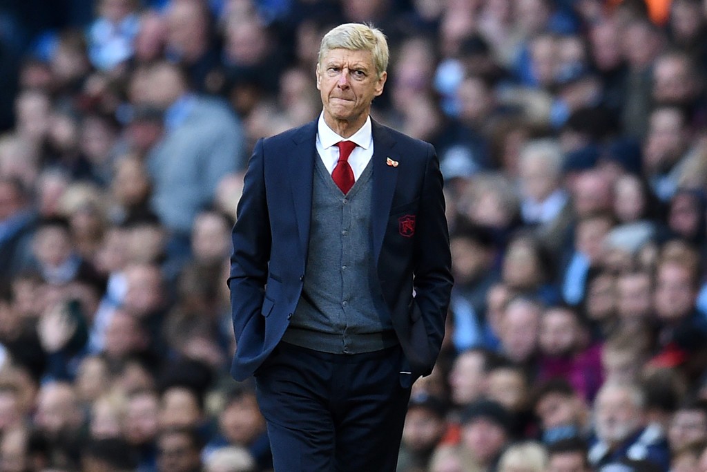 Hàng loạt huyền thoại Arsenal chỉ trích HLV Wenger không thương tiếc - Bóng Đá