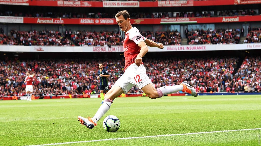 Sao Arsenal phá vỡ sự im lặng trước tin đồn giải nghệ (Lichsteiner) - Bóng Đá