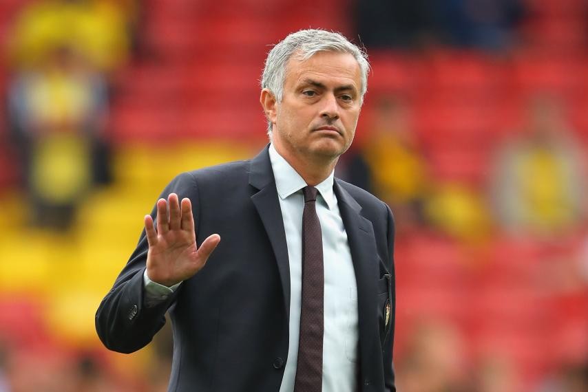 Cựu sao Arsenal hiến kế cho Mourinho cách quật ngã Watford - Bóng Đá