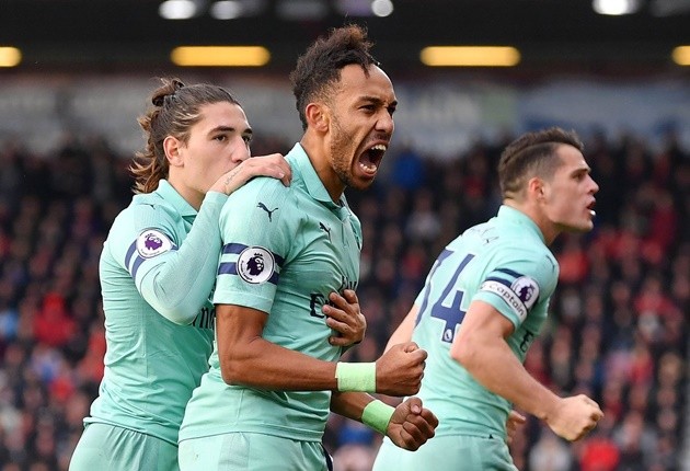 Arsenal lập kỷ lục gây sốc dưới thời Emery - Bóng Đá