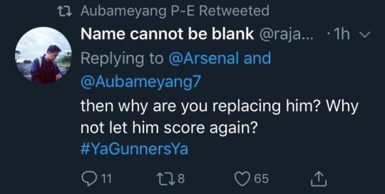 Aubameyang retweet đá đểu Emery - Bóng Đá