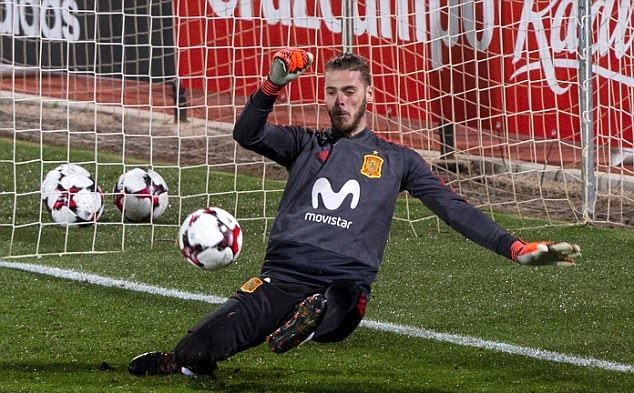 Alvaro Morata và De Gea 'chạm mặt' ở tuyển  - Bóng Đá