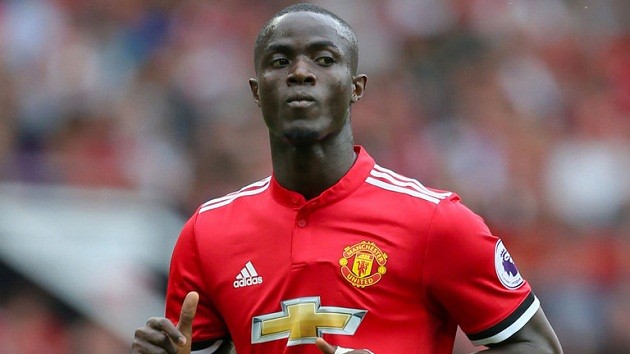 TOÀN CẢNH lực lượng Man Utd: Pogba ngồi ngoài, Herrera được xoay tua - Bóng Đá