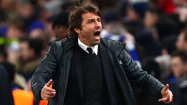 Conte bênh vực Bakayoko sau pha 1 chạm “thần thánh” - Bóng Đá