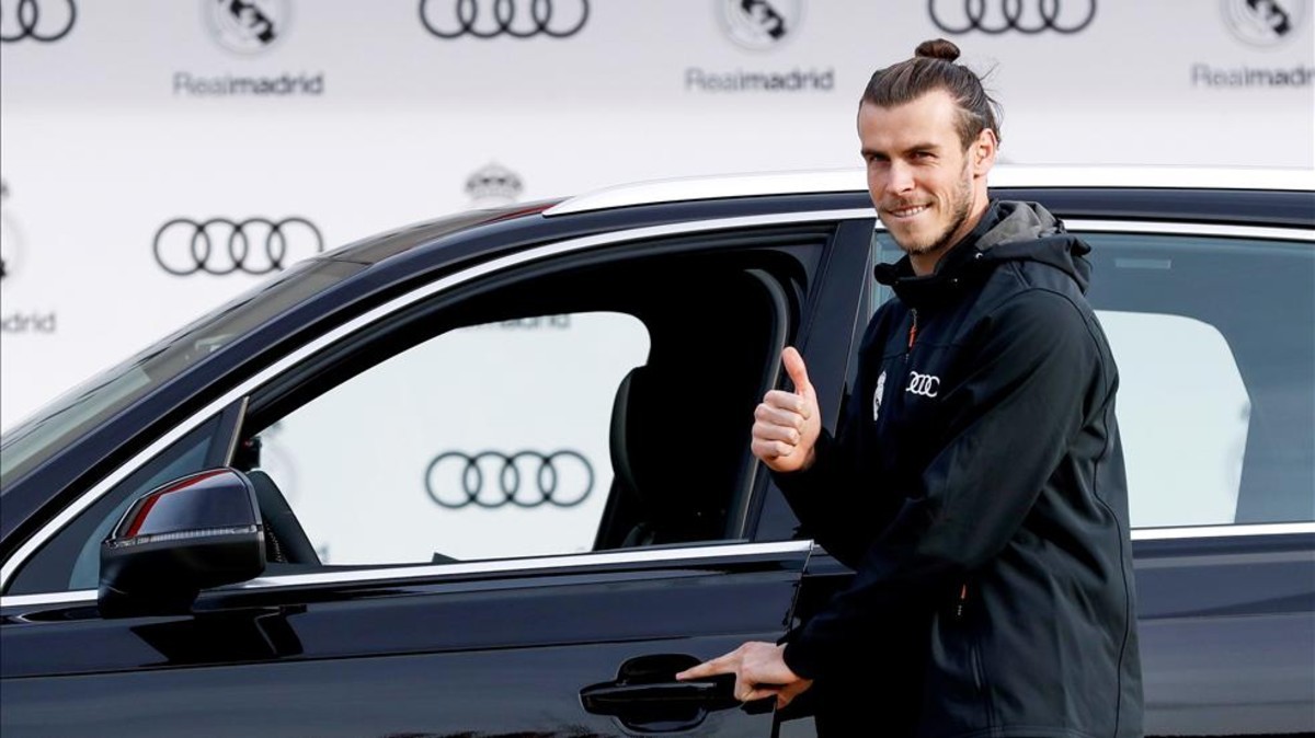 Chấn thương ở Real: Ramos đeo mặt nạ, Gareth Bale vẫn phải tập riêng - Bóng Đá