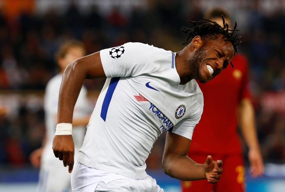Hết kiên nhẫn, Chelsea sắp tống khứ Batshuayi - Bóng Đá