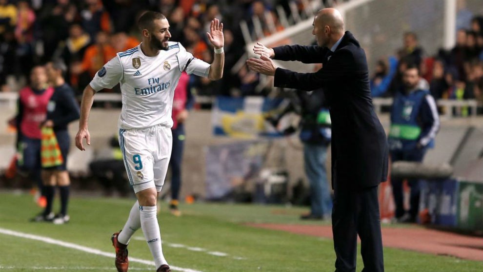 Nổ súng trở lại, Benzema lớn tiếng thách thức dư luận - Bóng Đá