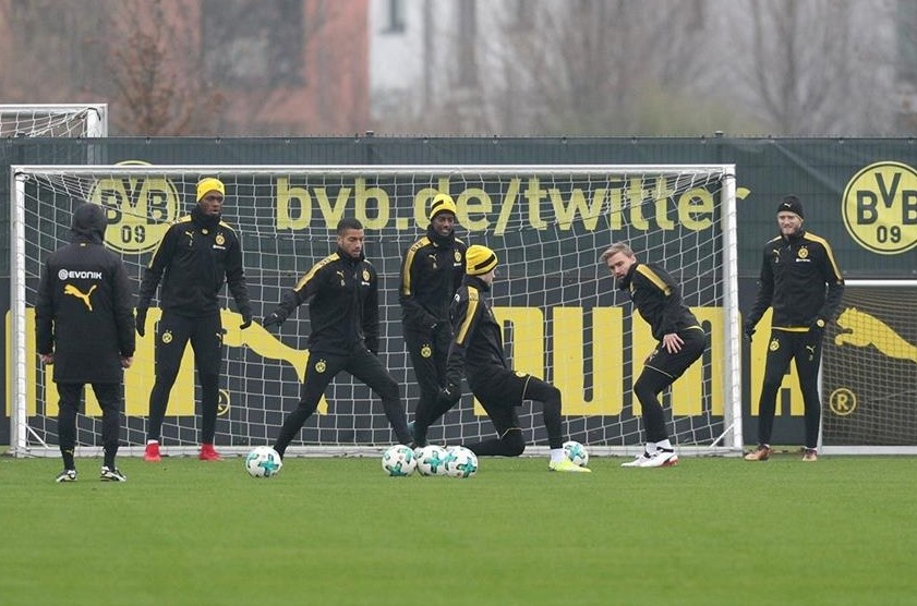 Hối hả tập luyện, Dortmund quyết tìm cảm giác chiến thắng - Bóng Đá
