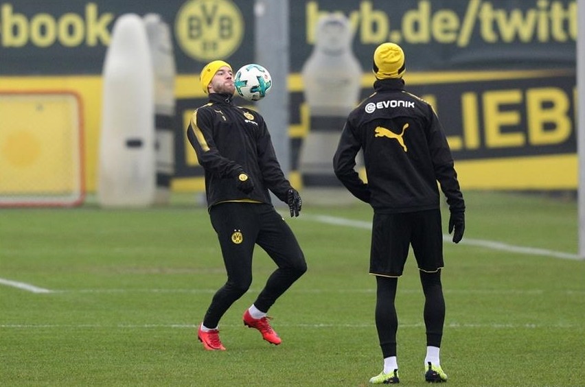 Hối hả tập luyện, Dortmund quyết tìm cảm giác chiến thắng - Bóng Đá