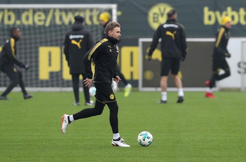 Hối hả tập luyện, Dortmund quyết tìm cảm giác chiến thắng - Bóng Đá