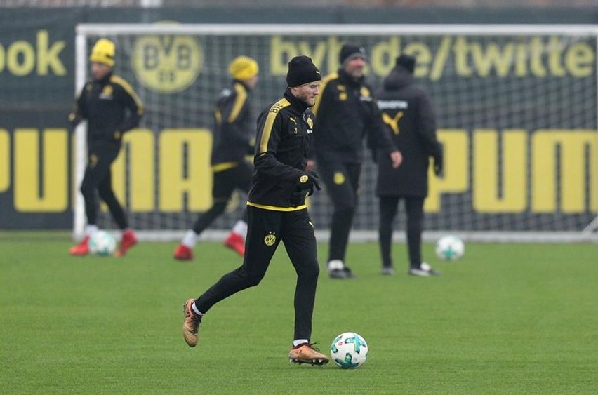 Hối hả tập luyện, Dortmund quyết tìm cảm giác chiến thắng - Bóng Đá