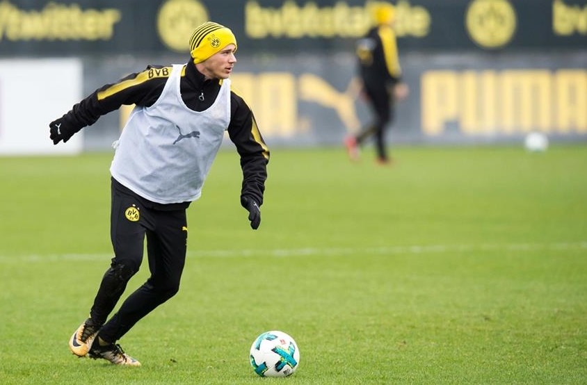 Với 'Đấng cứu thế' Peter Stoger, Dortmund tự tin vào hang Hùm - Bóng Đá