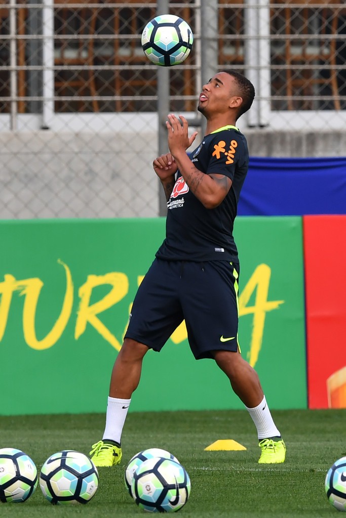 Coutinho tập cùng tuyển Brazil - Bóng Đá