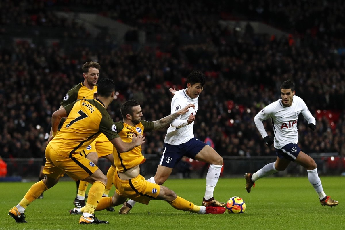 Siêu phẩm bất ngờ, Tottenham bay vào top 4 - Bóng Đá