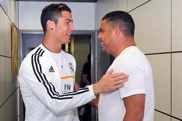 Ronaldo loại CR7, chọn Messi vào đội hình vĩ đại nhất lịch sử - Bóng Đá