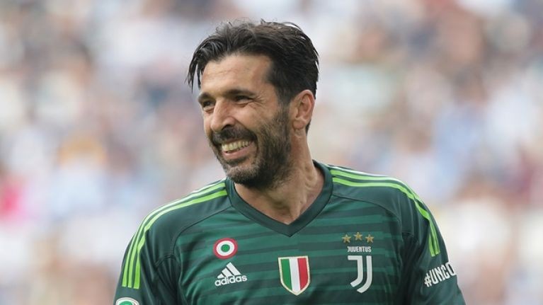 5 football players who turned down big money transfers - Bóng Đá