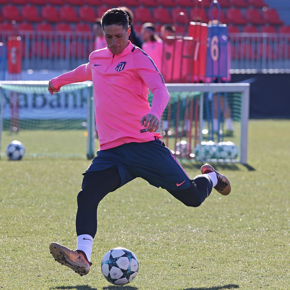 Trước thời khắc quyết định, Atletico tin vào màu hồng - Bóng Đá