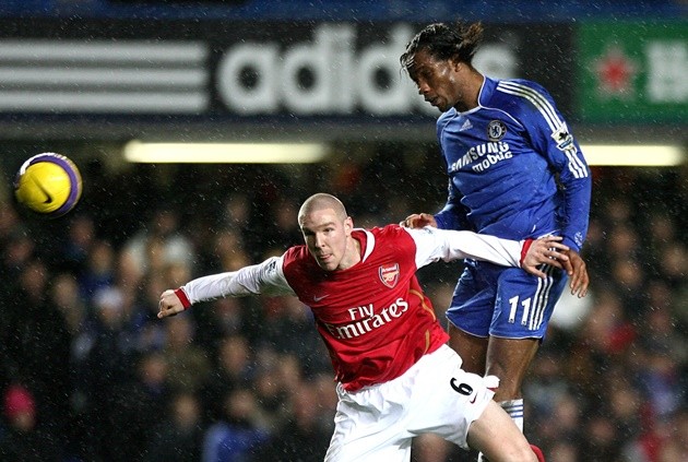 Gallas: Senderos sợ chết khiếp khi phải đối đầu Drogba - Bóng Đá