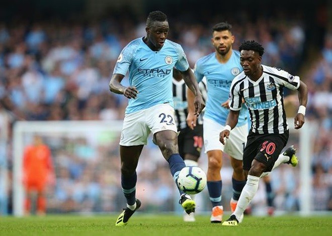 5 hậu vệ trái xuất sắc nhất Premier League hiện nay - Bóng Đá
