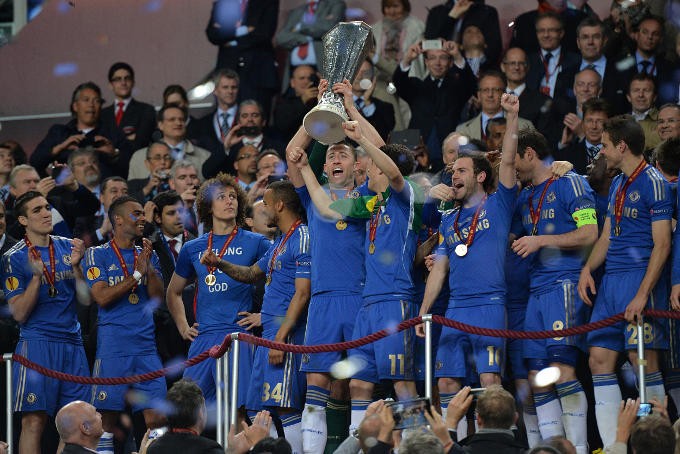Cahill muốn ở lại Chelsea - Bóng Đá