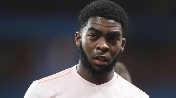 CHÍNH THỨC: Man Utd chia tay cầu thủ đầu tiên trong mùa Đông - Bóng Đá