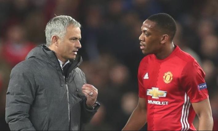 Đã rõ lí do Martial là cầu thủ duy nhất bị Mourinho phạt - Bóng Đá