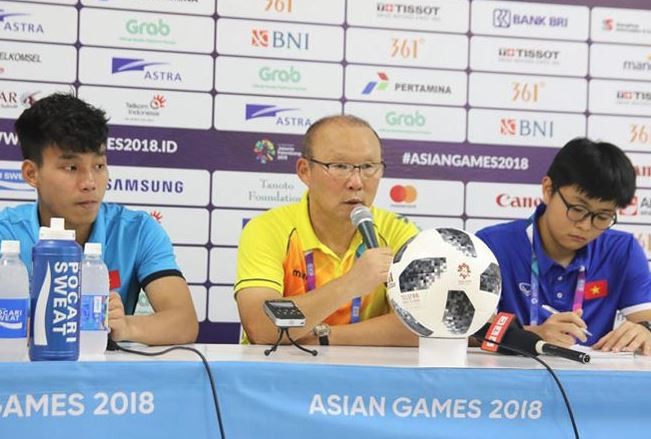 Sao U23 Việt Nam bị chê bai, HLV Park Hang-seo phải lên tiếng bênh vực - Bóng Đá