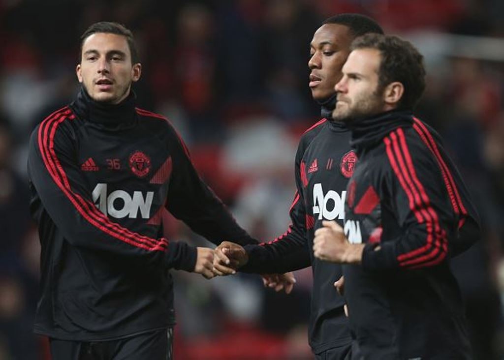 Từ Italia: 2 ngôi sao Man Utd đến Serie A theo dạng CNTD - Bóng Đá