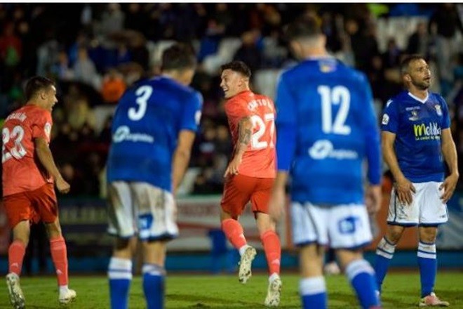 Vượt qua giông tố, Real Madrid vùi dập Melillla trên đất Phi châu - Bóng Đá