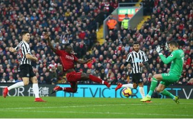 TRỰC TIẾP Liverpool 1-0 Newcastle United: Tấn công vũ bão (H1) - Bóng Đá
