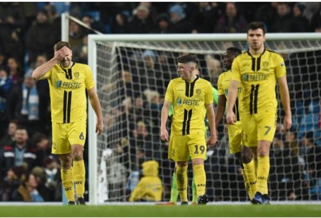 ảnh sau trận  - Bóng Đá