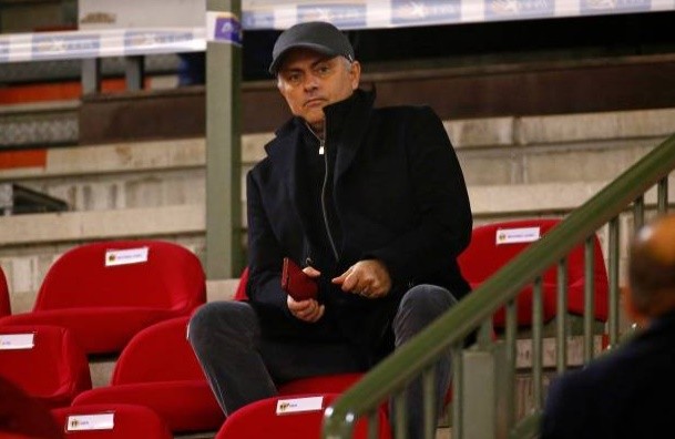 Mourinho trả lời câu hỏi đến Bỉ làm gì (vì thời tiết) - Bóng Đá