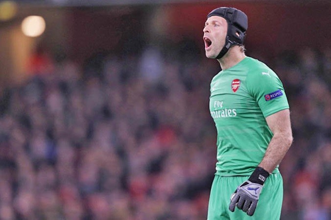 Arsenal chia điểm, Petr Cech vẫn hài lòng vì một điều - Bóng Đá