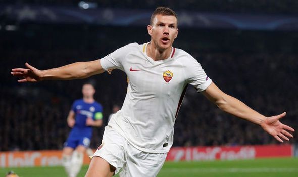 Chelsea mừng thầm về thống kê của Dzeko - Bóng Đá