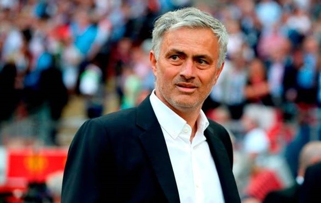 Nóng! Mourinho lại 