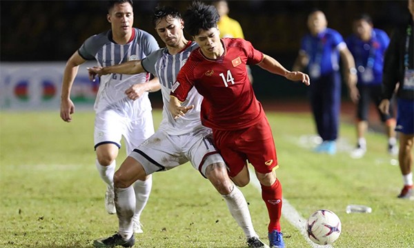 TRỰC TIẾP: Philippines 1-2 ĐT Việt Nam (H2): Công Phượng vào sân đá cặp với Đức Chinh - Bóng Đá
