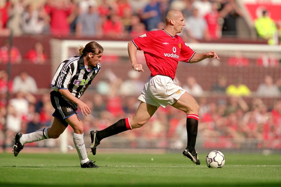 Những ngôi sao Sir Alex không nên để rời khỏi MU - Bóng Đá