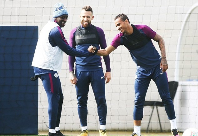 Manchester City tập luyện - Bóng Đá