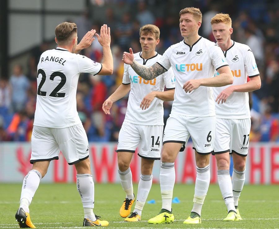 10 đội bóng NHA chi tiêu mạnh tay nhất trên TTCN: Ai qua được Man City? - Bóng Đá