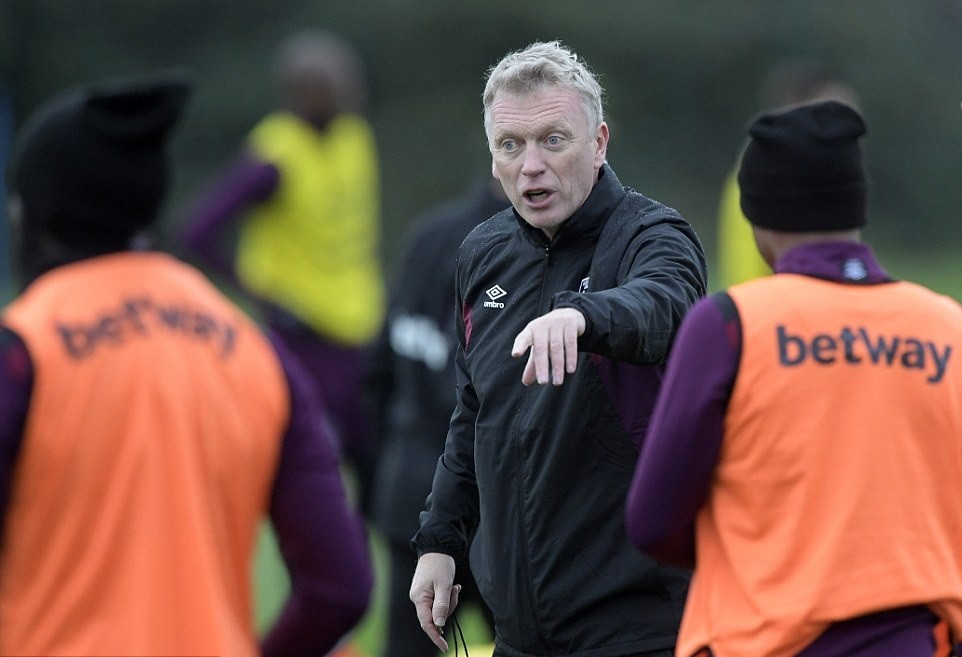Ảnh David Moyes tập luyện West Ham - Bóng Đá