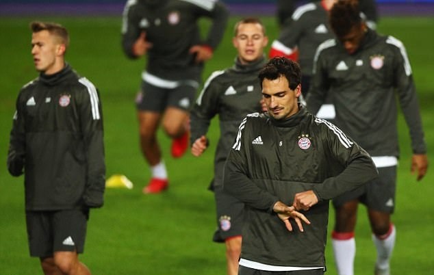 Arsenal tập luyện - Bóng Đá