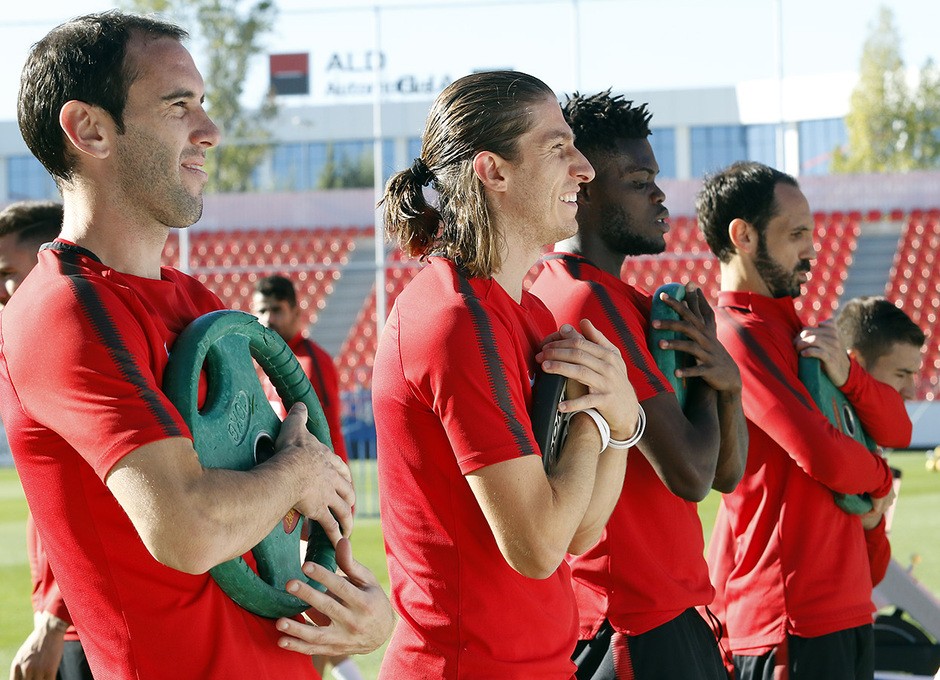 Atletico tập luyện - Bóng Đá