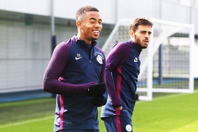 Manchester City tập luyện - Bóng Đá