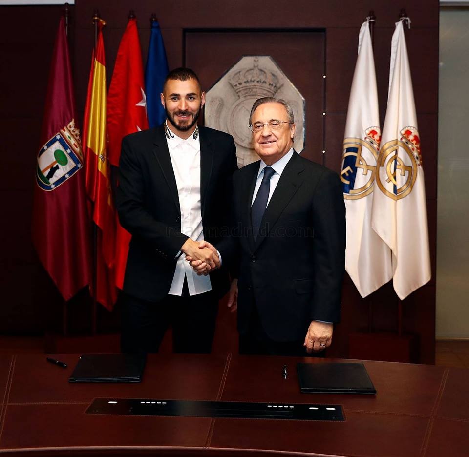 Ảnh Benzema gia hạn - Bóng Đá