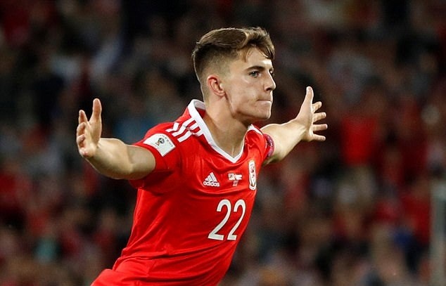 Xứ Wales 1-0 Áo: Thần đồng Ben Woodburn lên tiếng - Bóng Đá